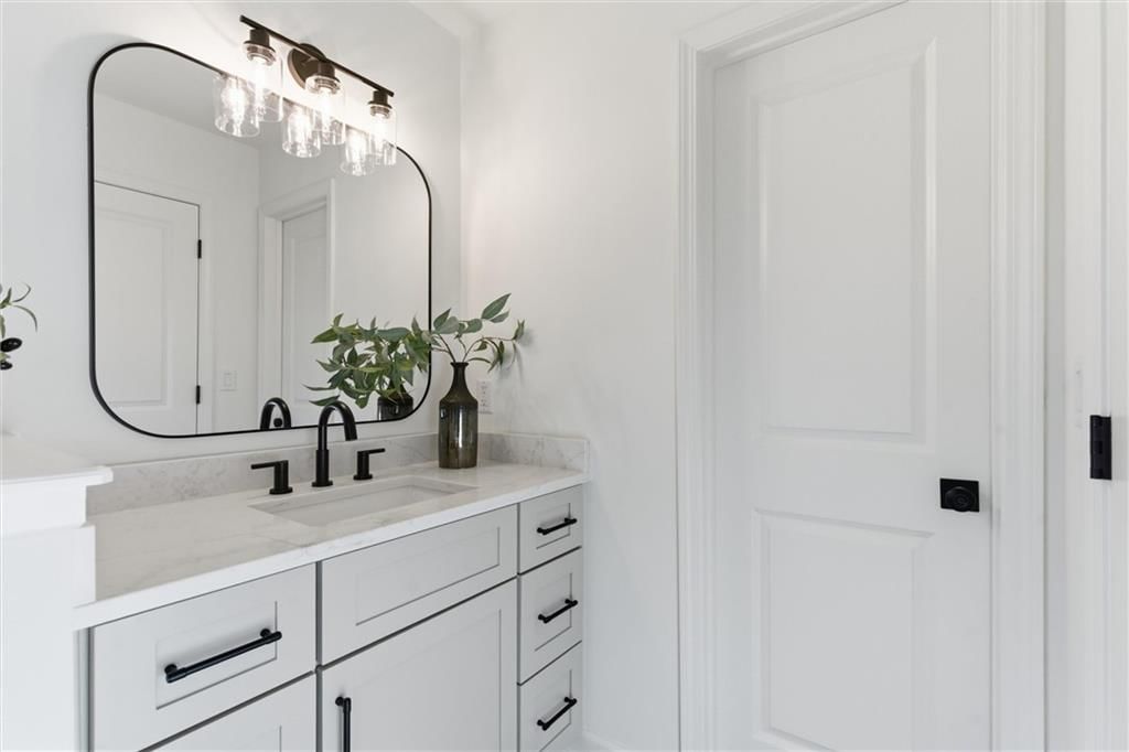 1707 NE Duchess Drive — photo 15