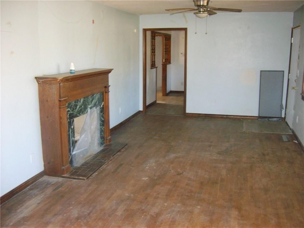 309 W 3rd Street — photo 2