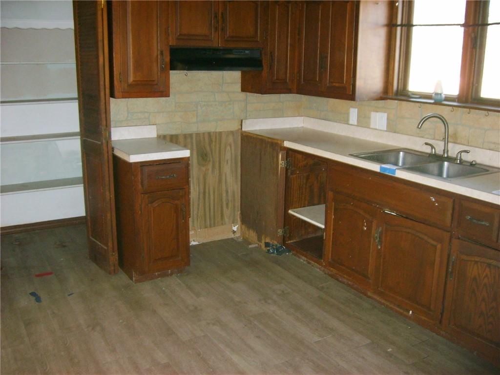309 W 3rd Street — photo 5