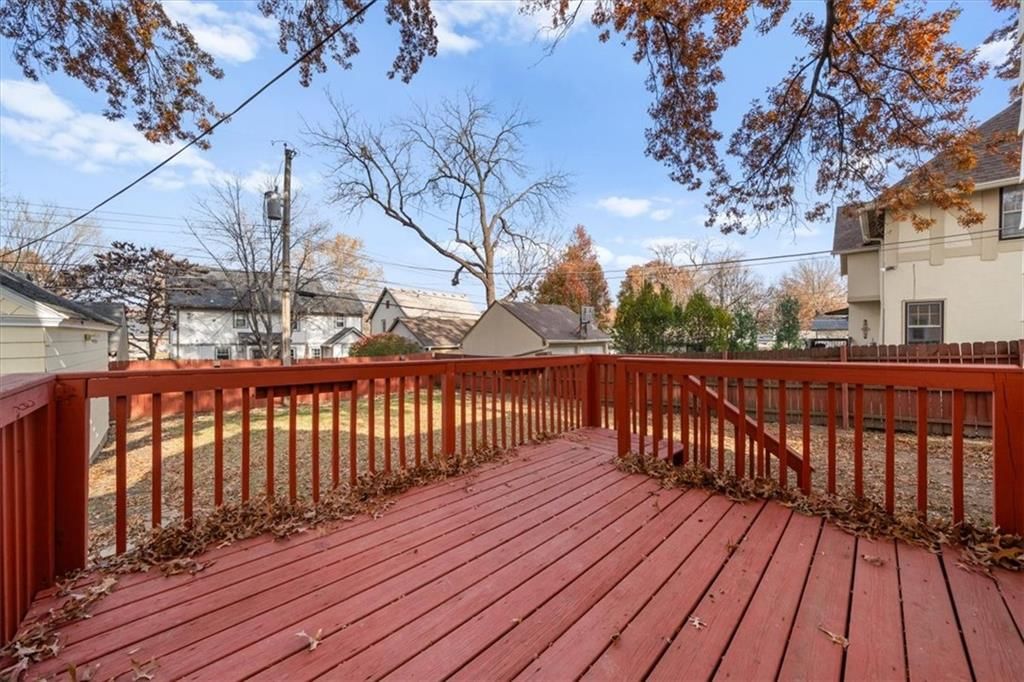 222 W 70 Street — photo 26