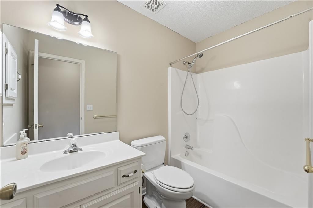 6414 NW REVERE Drive — photo 20