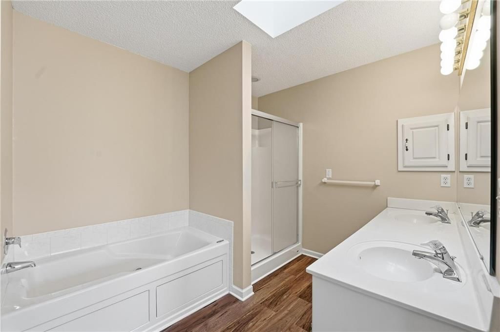6414 NW REVERE Drive — photo 26