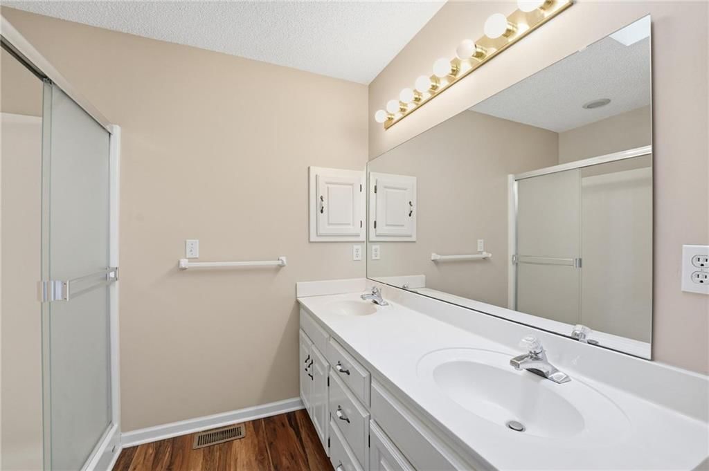 6414 NW REVERE Drive — photo 27