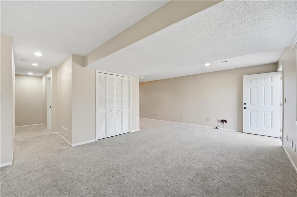 6414 NW REVERE Drive — photo 33
