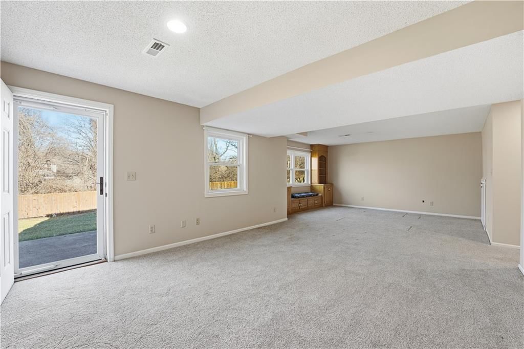6414 NW REVERE Drive — photo 34