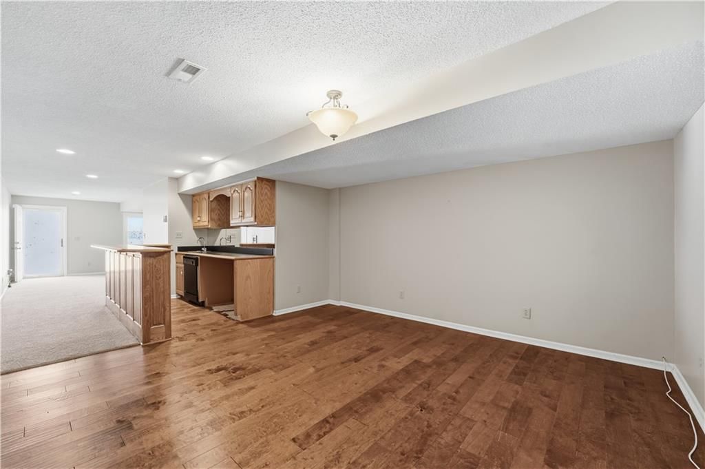 6414 NW REVERE Drive — photo 37