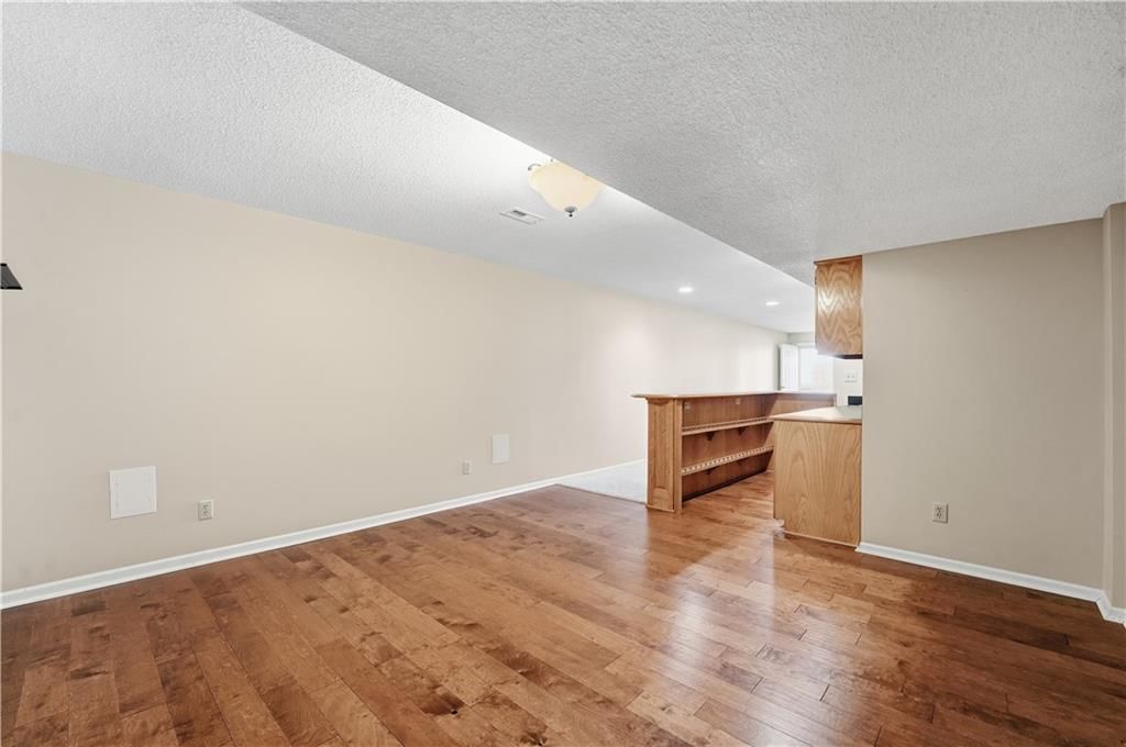 6414 NW REVERE Drive — photo 38