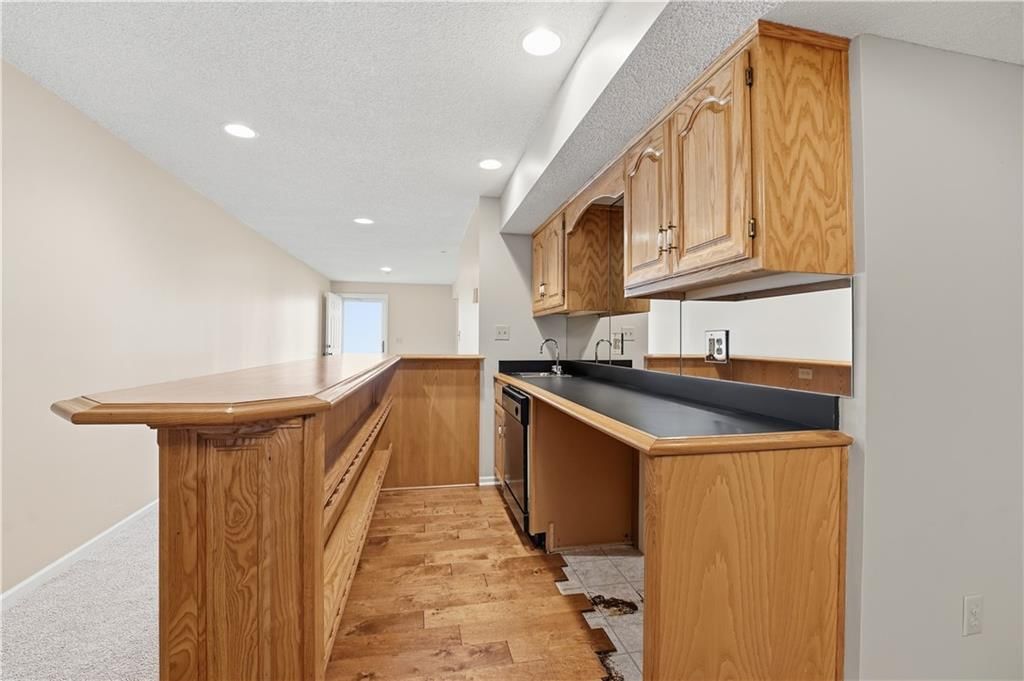 6414 NW REVERE Drive — photo 39
