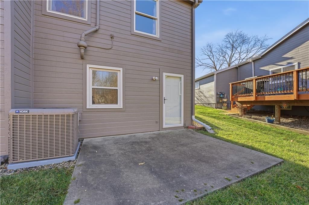 6414 NW REVERE Drive — photo 45