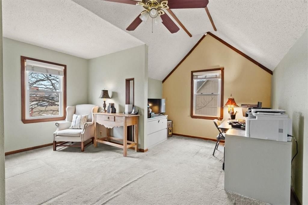 620 N Persimmon Drive — photo 21