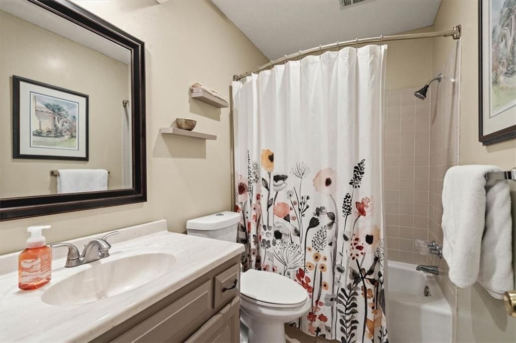 620 N Persimmon Drive — photo 24