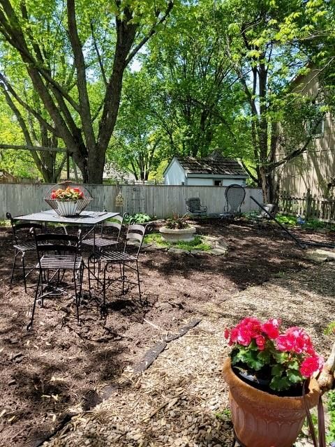 620 N Persimmon Drive — photo 37