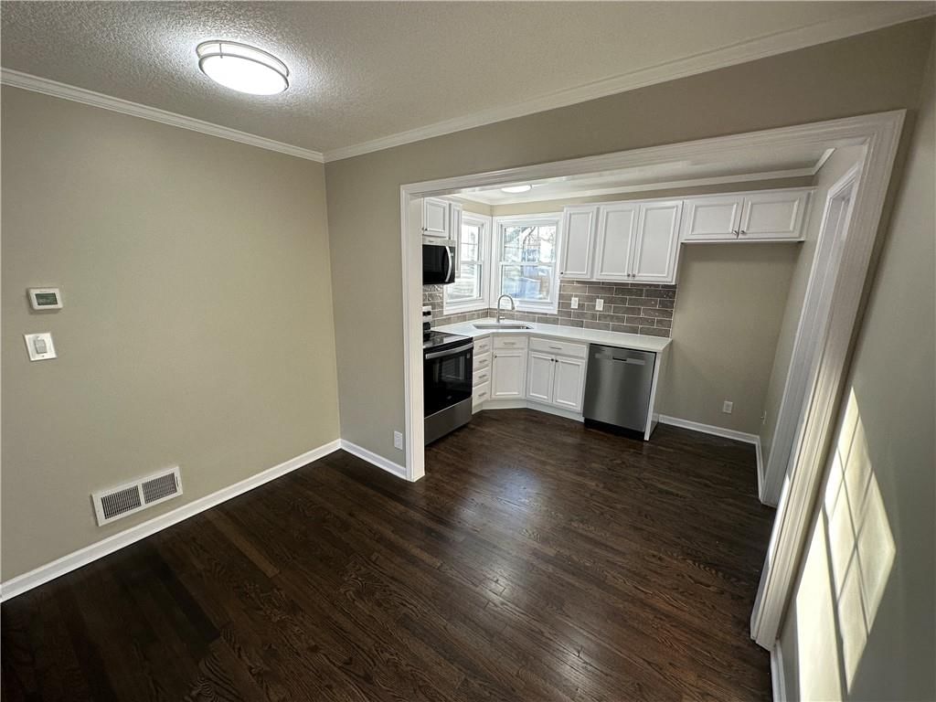 8132 Goodman Street — photo 19