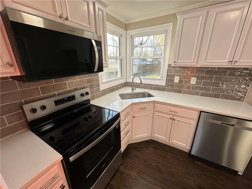 8132 Goodman Street — photo 22