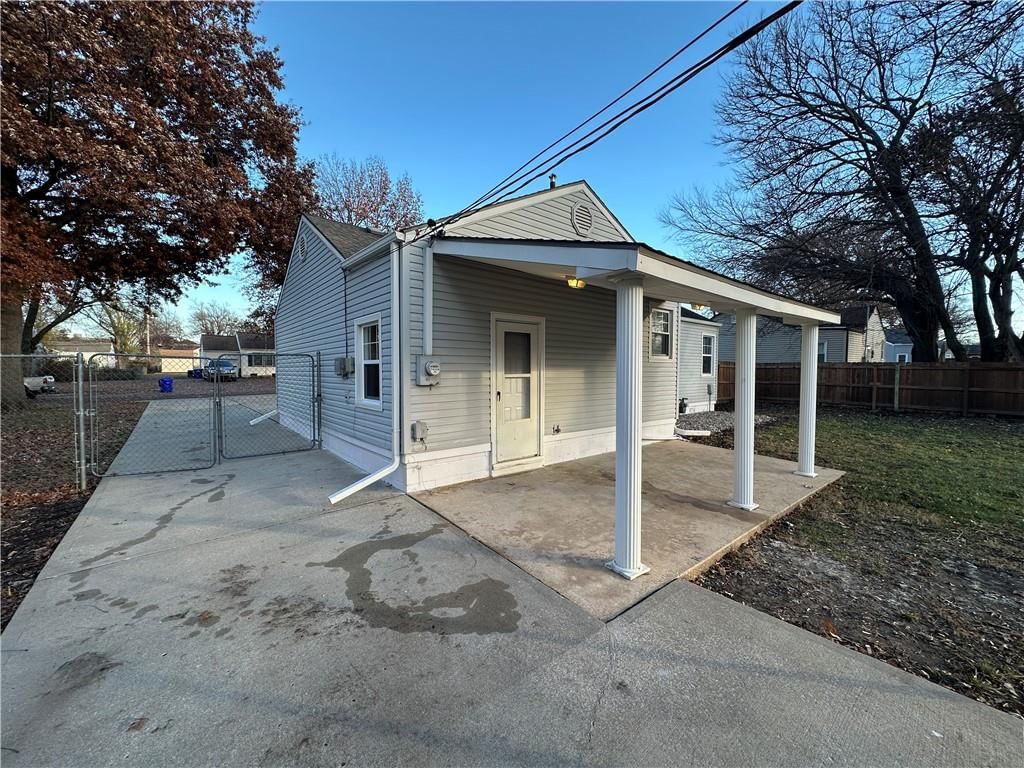 8132 Goodman Street — photo 26