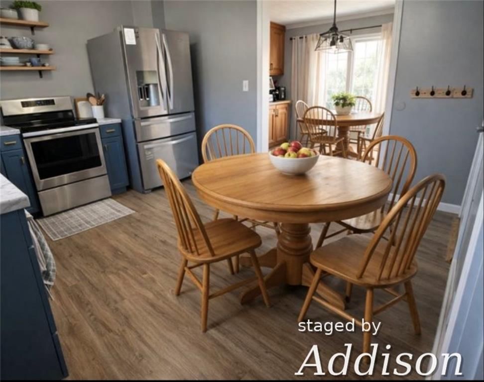 211 E 5th Street — photo 10