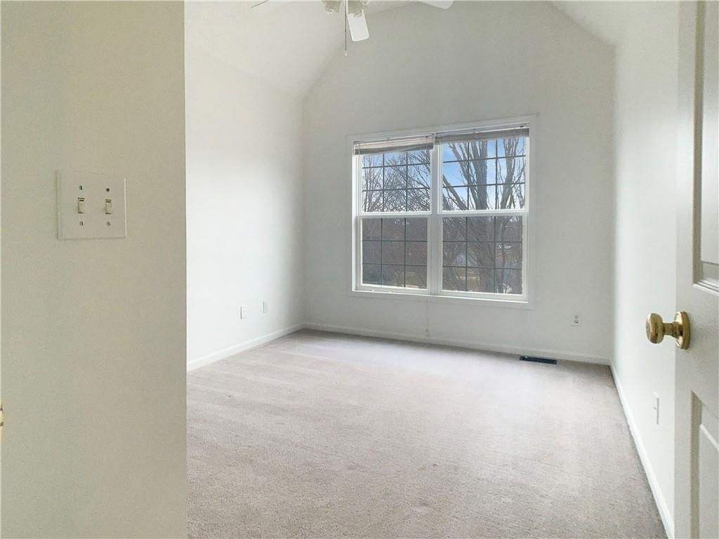18860 W 159th Terrace — photo 11
