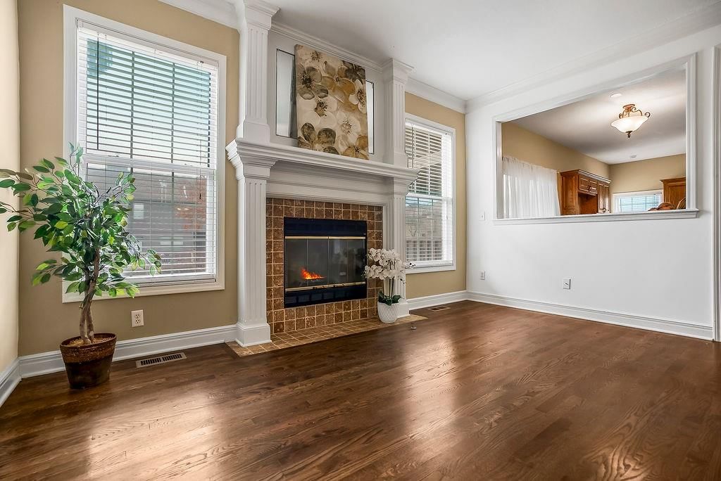 811 Stratford Drive — photo 9