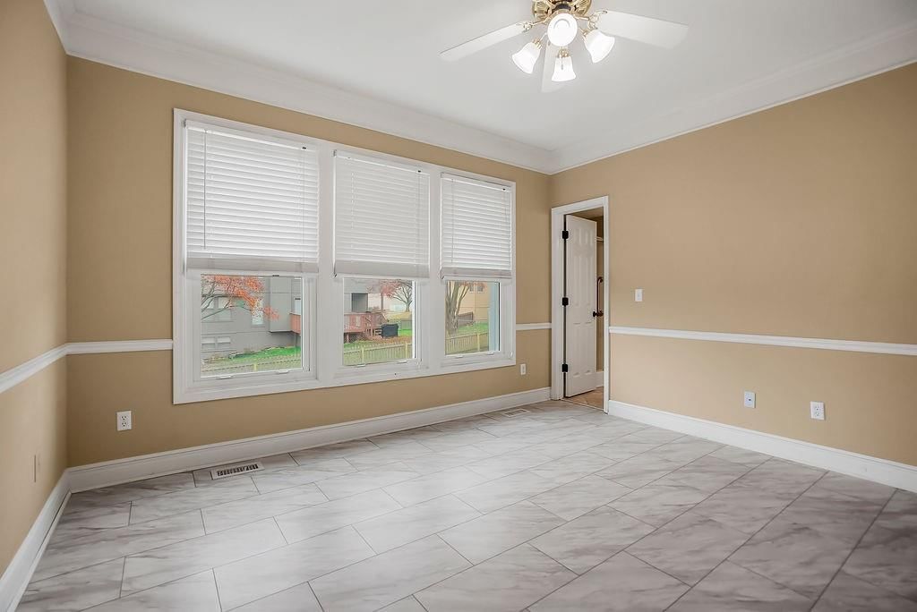 811 Stratford Drive — photo 16
