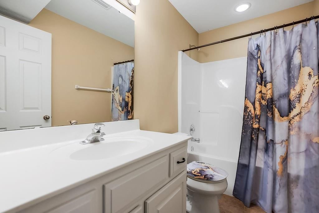811 Stratford Drive — photo 27