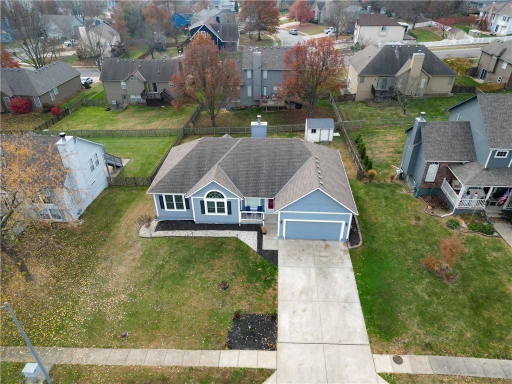 811 Stratford Drive — photo 32