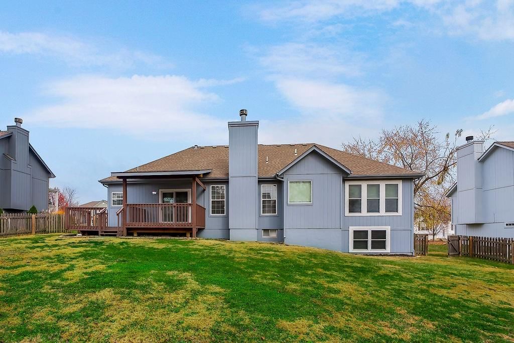 811 Stratford Drive — photo 44