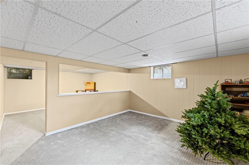 8428 Beverly Drive — photo 26