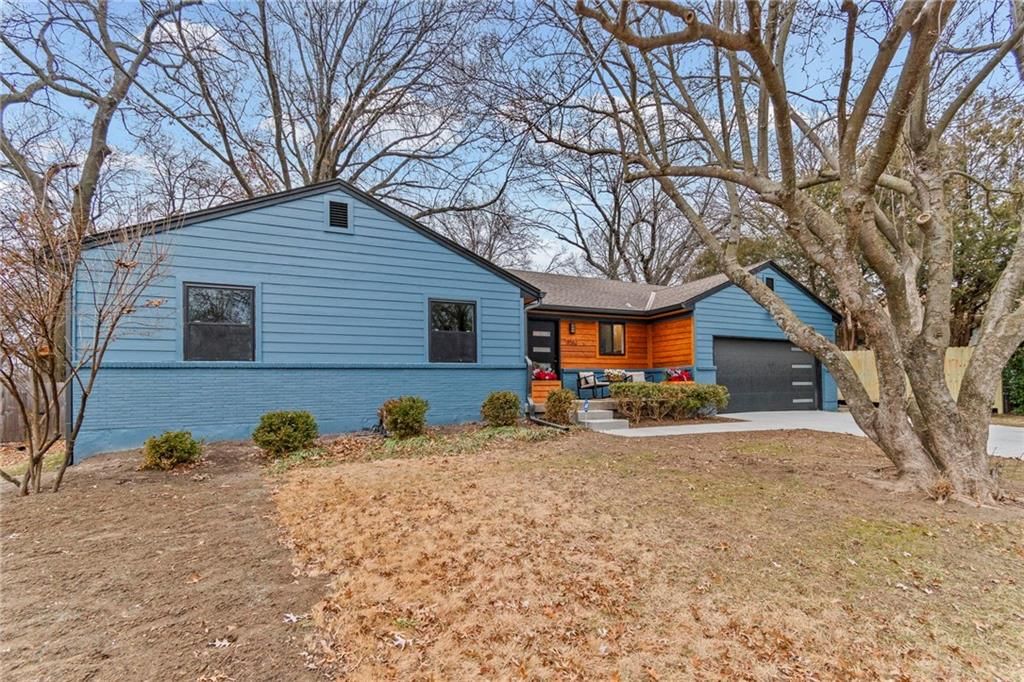 8512 Belleview Avenue — photo 3