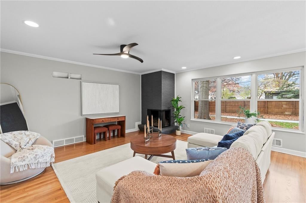 8512 Belleview Avenue — photo 8