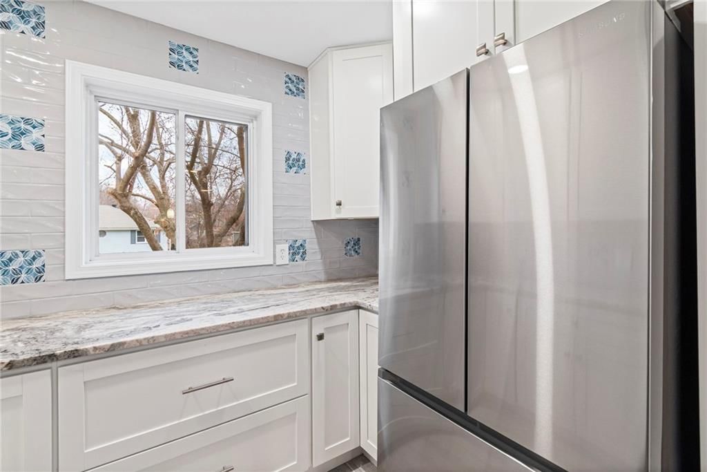 8512 Belleview Avenue — photo 14