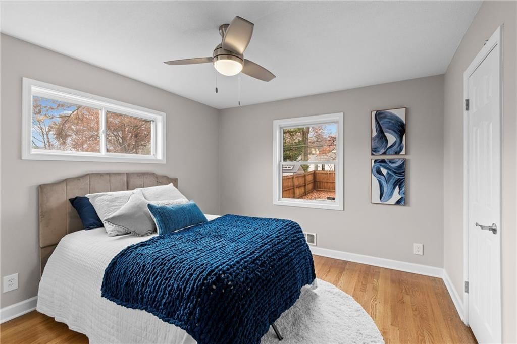 8512 Belleview Avenue — photo 31