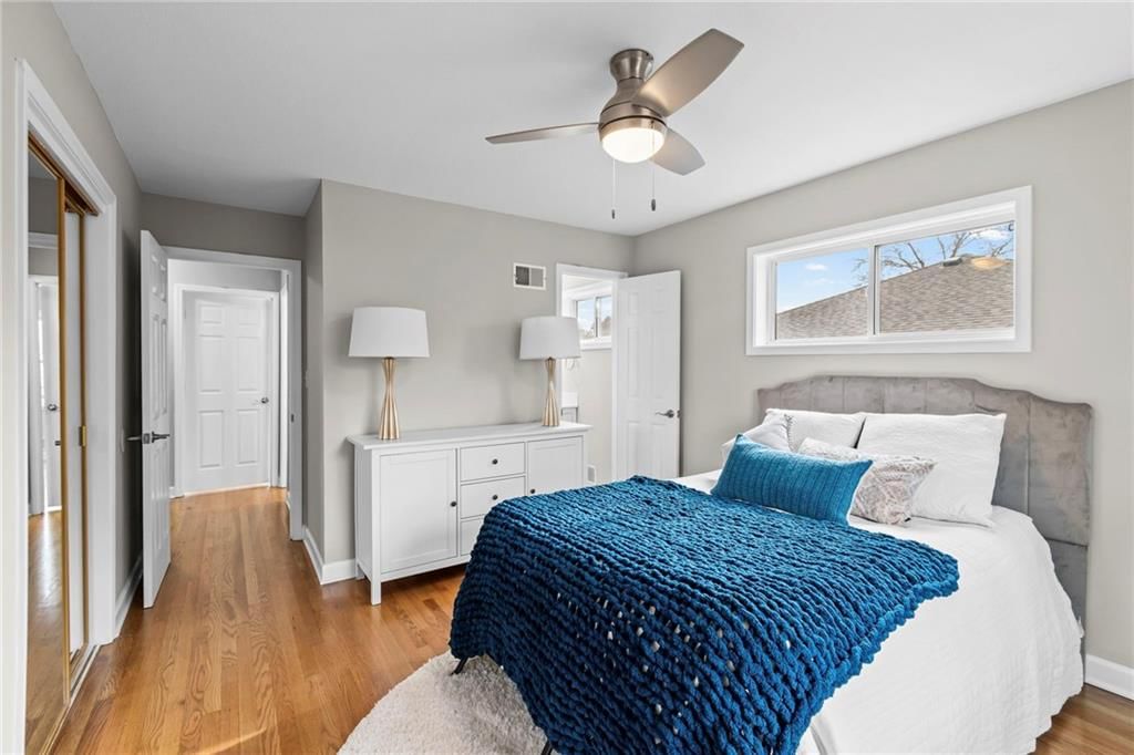 8512 Belleview Avenue — photo 32