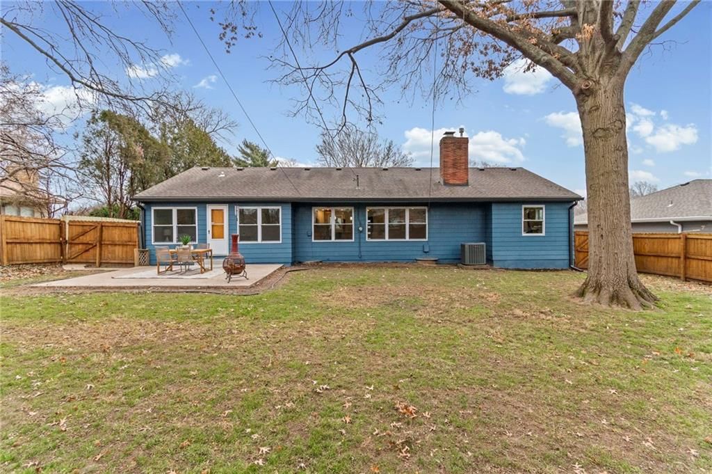8512 Belleview Avenue — photo 34