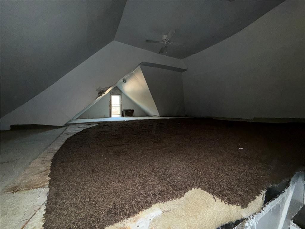 2405 Stewart Avenue — photo 13
