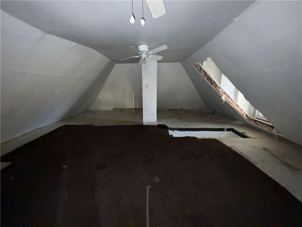2405 Stewart Avenue — photo 14