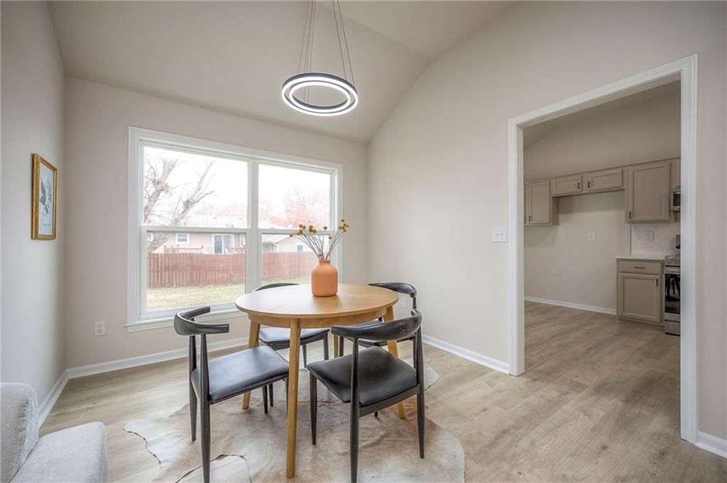 514 N Spruce Street — photo 10