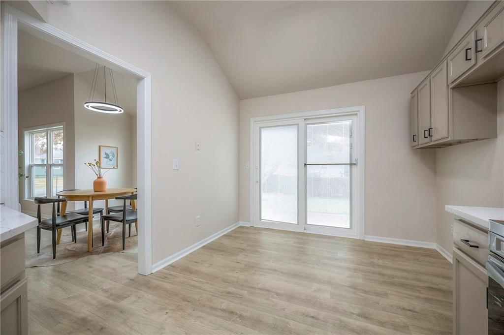 514 N Spruce Street — photo 18