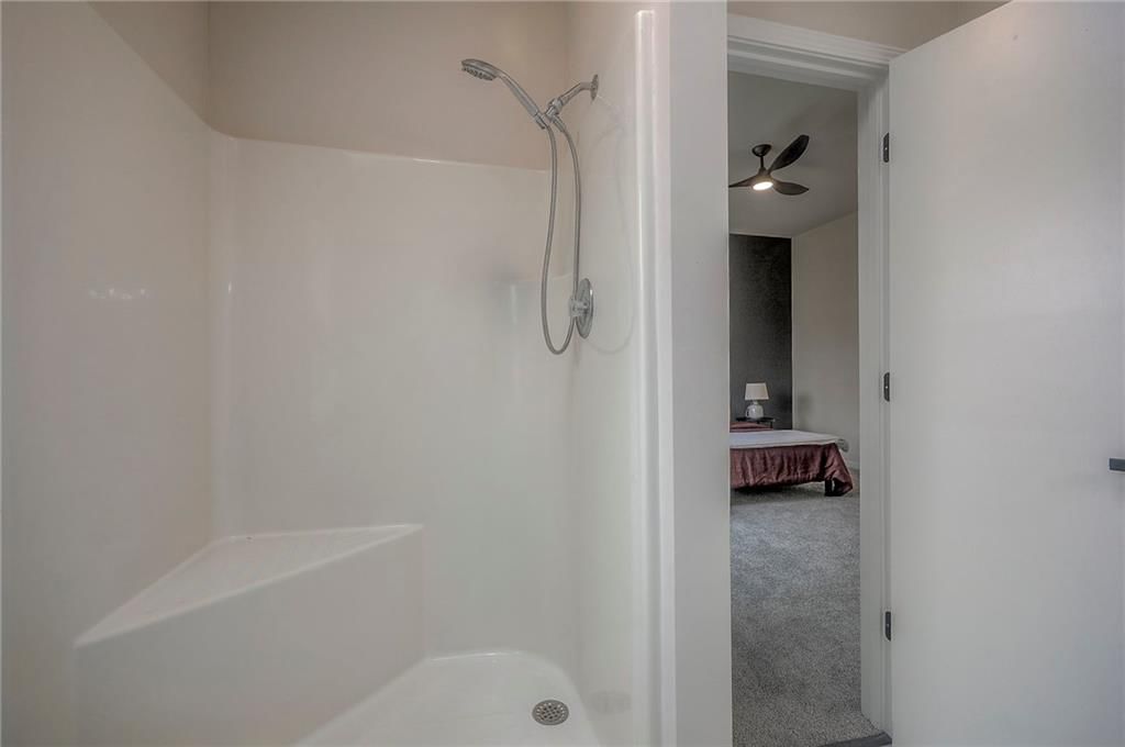 514 N Spruce Street — photo 23