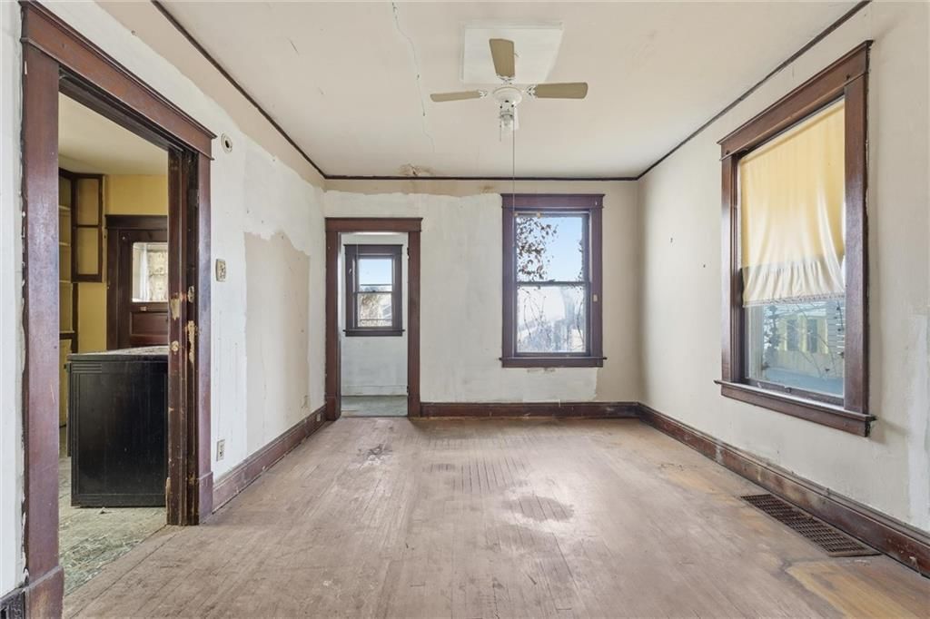 3343 Baltimore Avenue — photo 11
