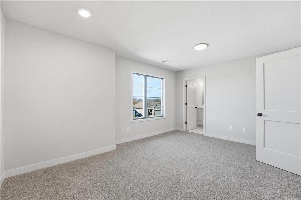 10427 N Mulberry Street — photo 31