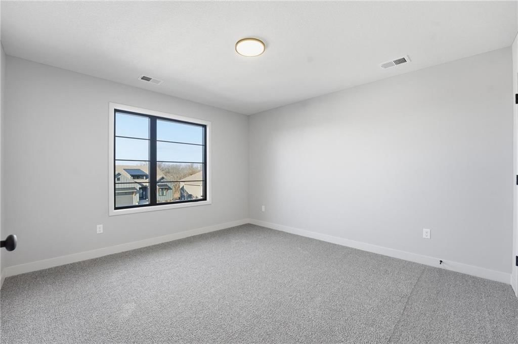 10427 N Mulberry Street — photo 38