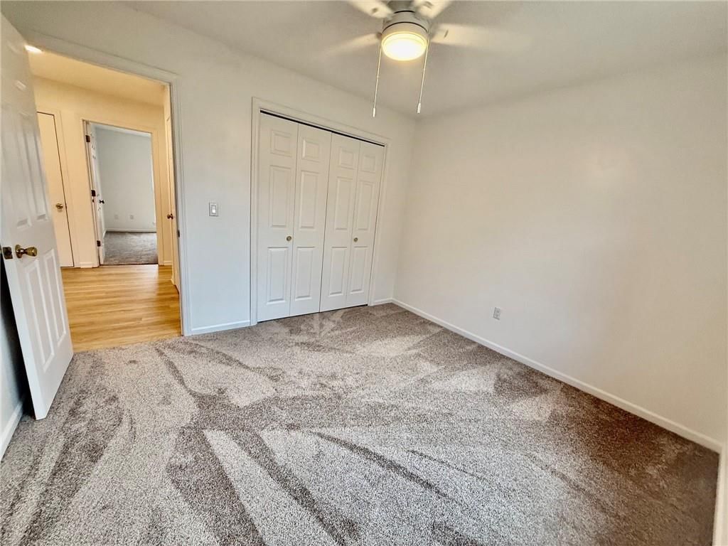 704 Chaucer Lane — photo 19