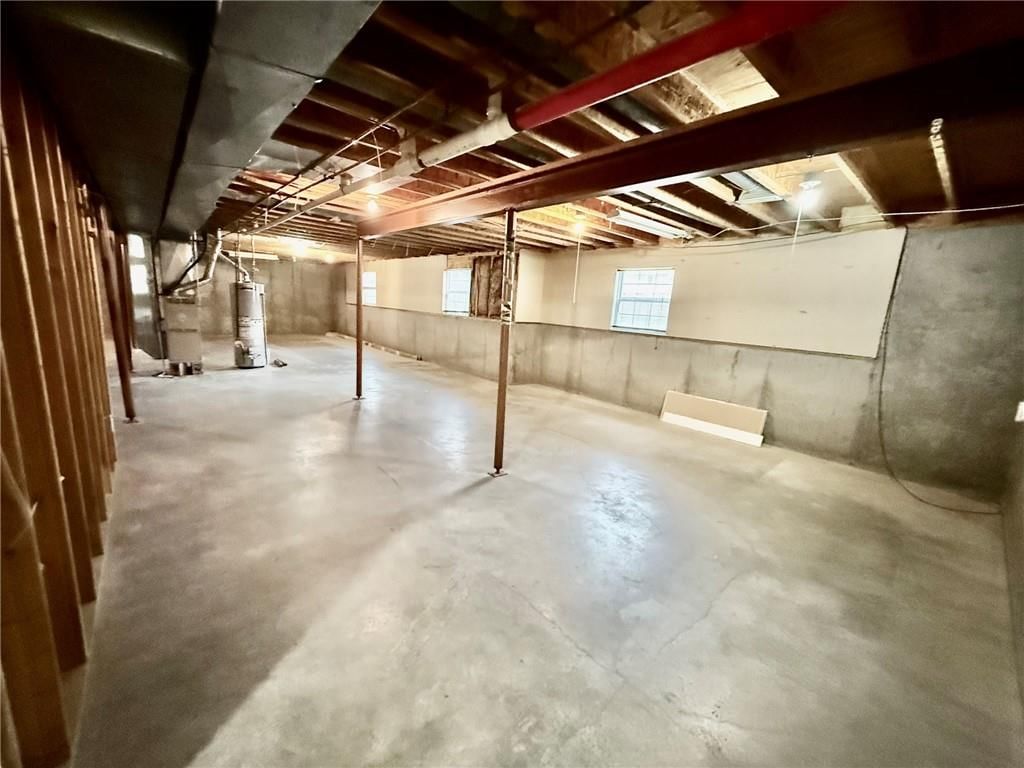 704 Chaucer Lane — photo 24