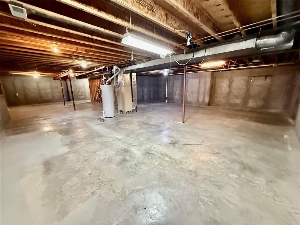 704 Chaucer Lane — photo 26
