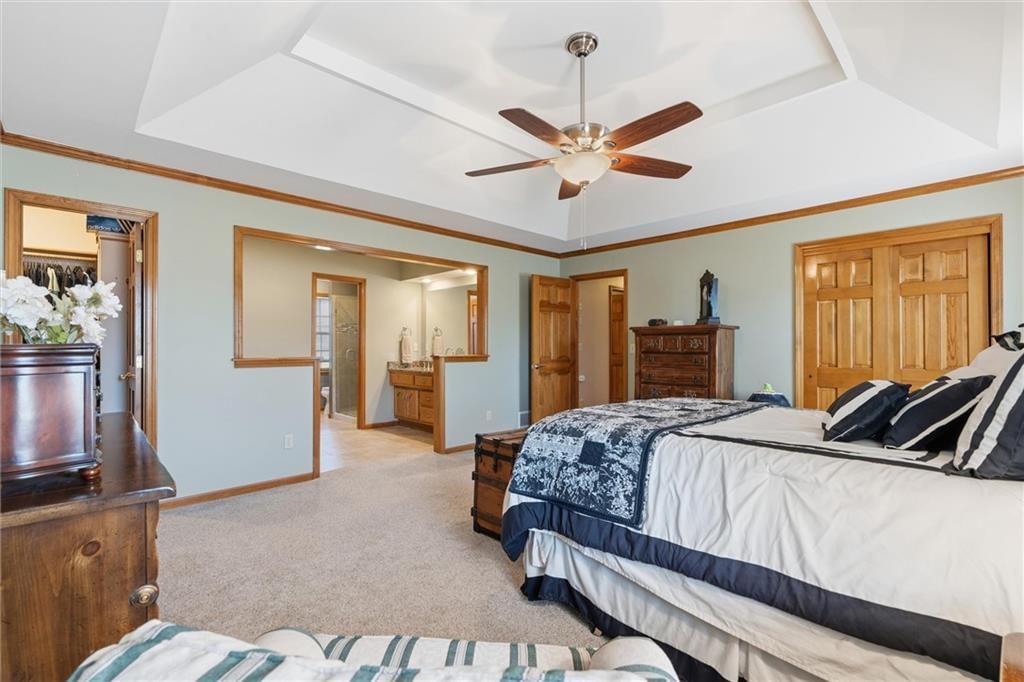8641 Greenwood Lane — photo 22