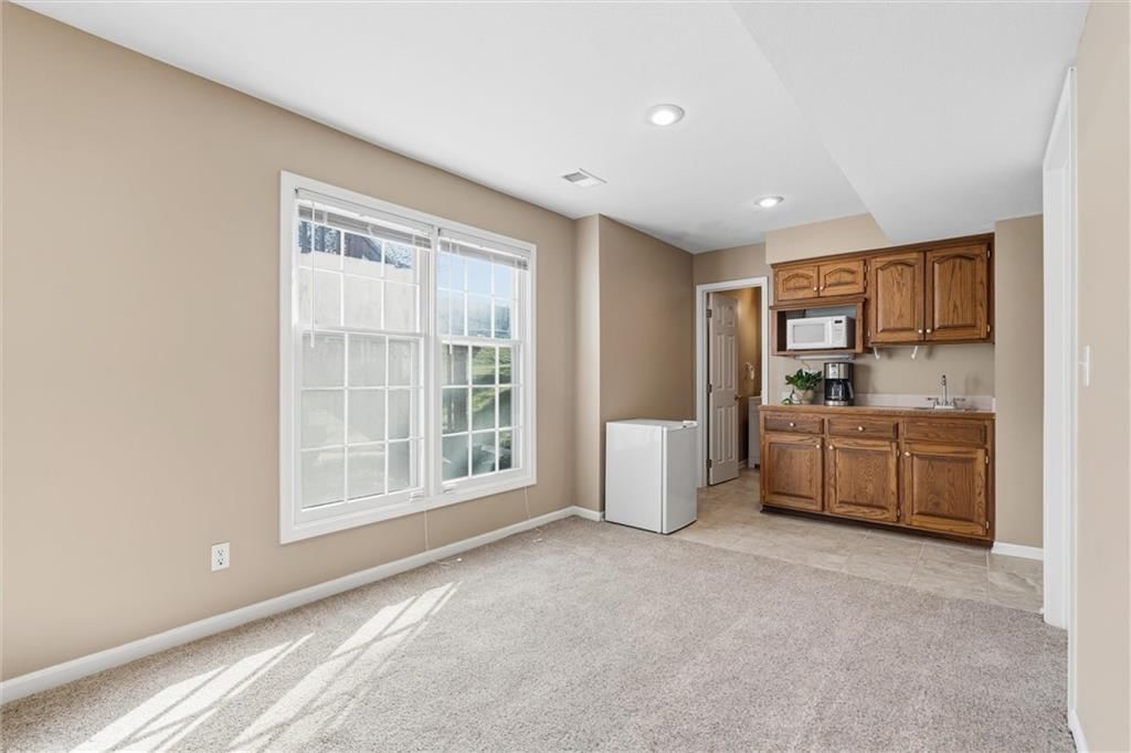 8641 Greenwood Lane — photo 34