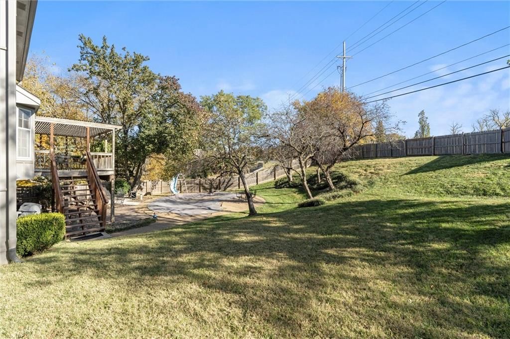 8641 Greenwood Lane — photo 39