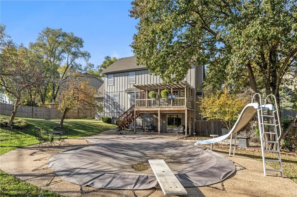 8641 Greenwood Lane — photo 43