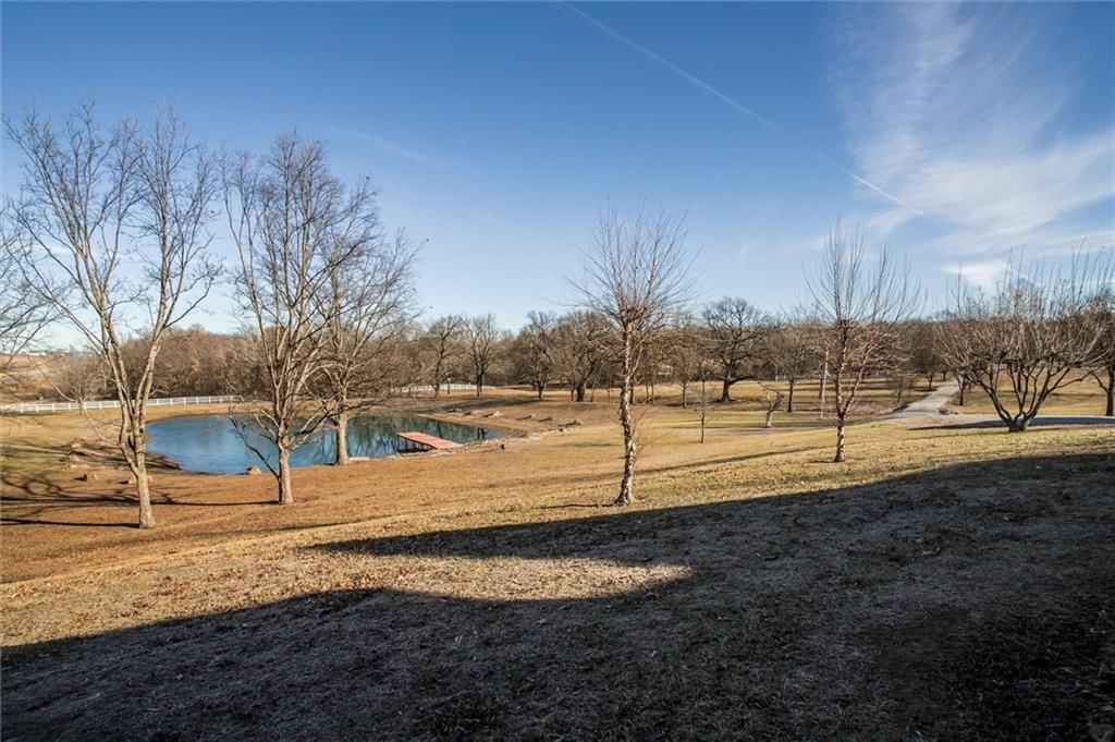 2312 SE Rattle Snake Hill Road — photo 8