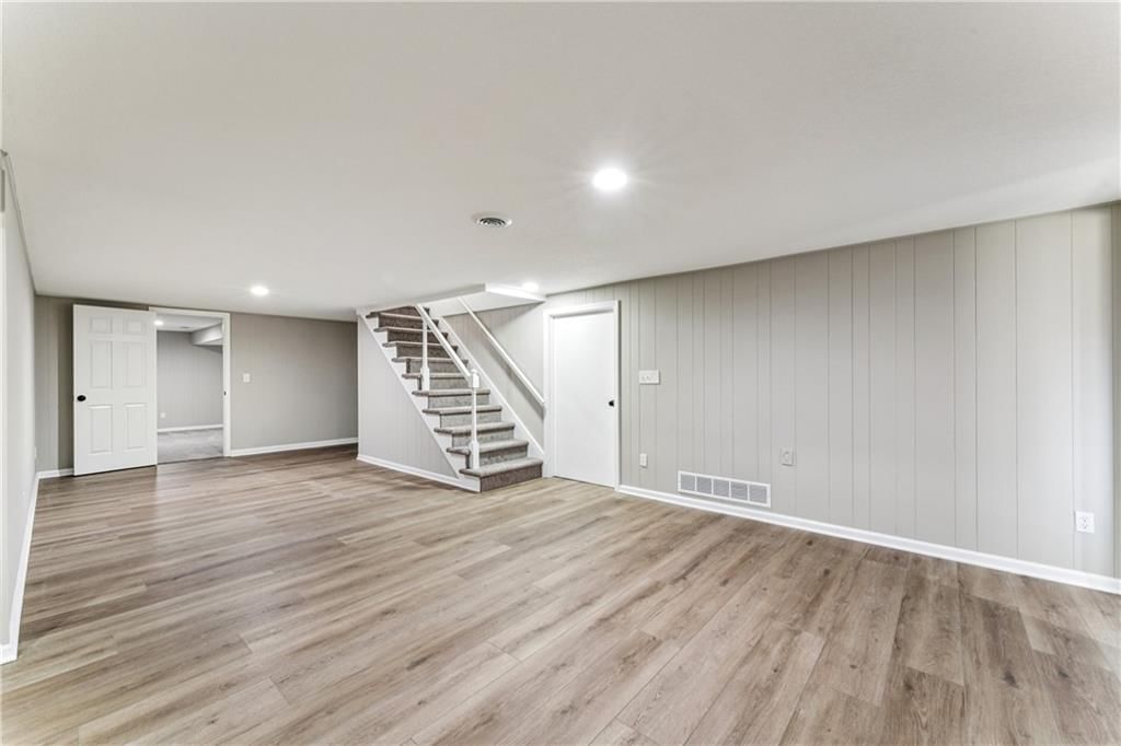 29 Hillcrest Drive — photo 36